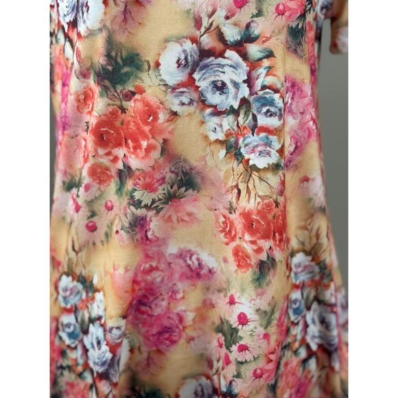 NEW LuLaRoe Womens Knit Tunic Top S Short Sleeve White Pink Floral Scoop Neck - Picture 2 of 8